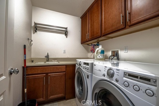 Detail Gallery Image 30 of 34 For 28645 Farrier Dr, Valencia,  CA 91354 - 4 Beds | 3/1 Baths