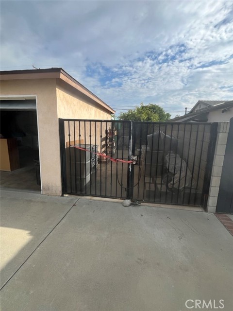 Image 11 of 12 For 17022 Edna Place