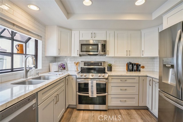 2005 W Culver Avenue, Orange CA: https://media.crmls.org/medias/6617e8ae-f9ba-42ff-a450-b6b126933676.jpg