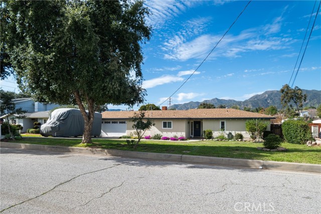 13325 Gridley Street photo 3
