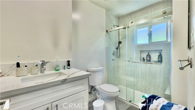 11125 Glenoaks Boulevard, Pacoima CA: https://media.crmls.org/medias/6617fbdc-ed54-4f12-8b2a-ecdcff70047b.jpg