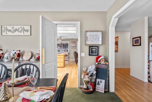 Detail Gallery Image 11 of 48 For 1764 Ash, Wrightwood,  CA 92397 - 4 Beds | 2/1 Baths