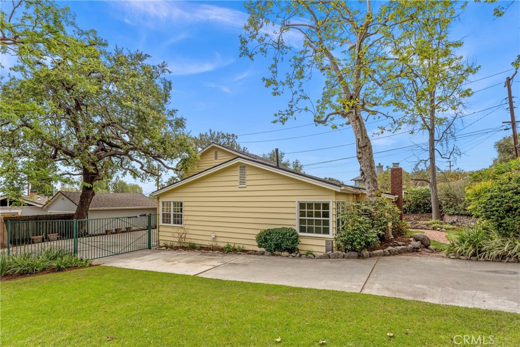 1935 Stonehouse Road Sierra Madre img 11