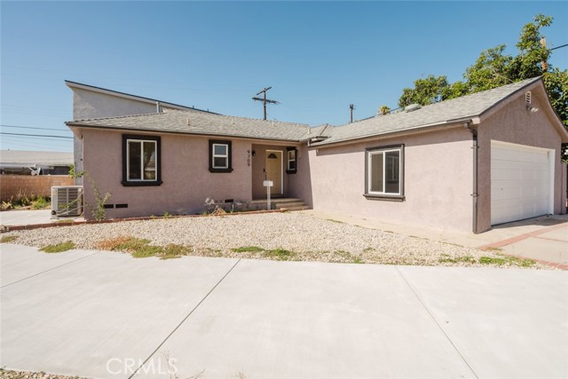 9709 Willis Avenue photo 11