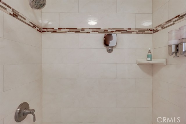 Detail Gallery Image 42 of 73 For 609 Meyer Ln #11,  Redondo Beach,  CA 90278 - 2 Beds | 1/1 Baths