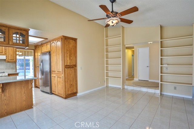Detail Gallery Image 10 of 32 For 1556 Gary, Redlands,  CA 92374 - 4 Beds | 2 Baths