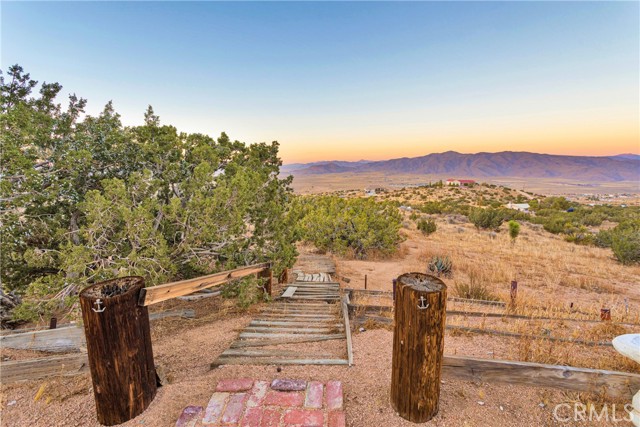 Detail Gallery Image 35 of 53 For 25624 Castlerock Rd, Apple Valley,  CA 92308 - 3 Beds | 2 Baths