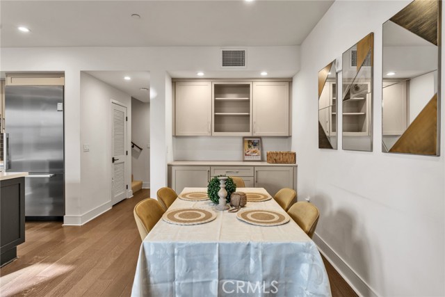 820 Mission photo 14