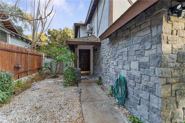 Detail Gallery Image 2 of 29 For 808 S California Ave, Monrovia,  CA 91016 - 4 Beds | 2/1 Baths