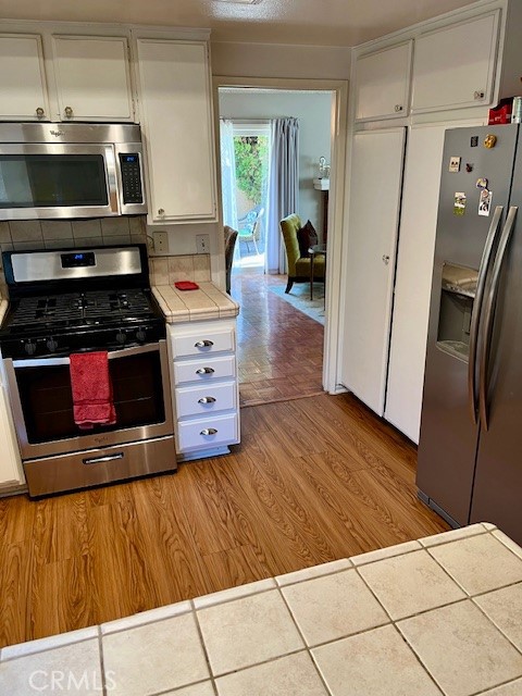 Detail Gallery Image 6 of 16 For 320 Kanan Rd, Oak Park,  CA 91377 - 3 Beds | 2/1 Baths