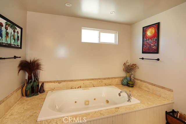 3807 Gardenia, Long Beach CA: https://media.crmls.org/medias/661b54b0-c2e0-4ae7-be2e-bfdb00831e7c.jpg