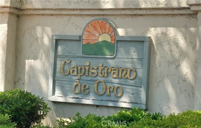 30828 Calle Chueca, San Juan Capistrano CA: https://media.crmls.org/medias/661c0bb8-e3ba-41ca-8f68-7e57a2e8cff2.jpg