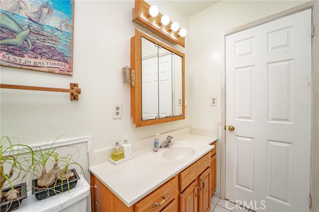 Detail Gallery Image 12 of 49 For 5938 Centralia St, Lakewood,  CA 90713 - 3 Beds | 2 Baths
