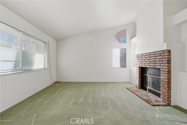 Detail Gallery Image 7 of 43 For 39364 Harvard, Palmdale,  CA 93551 - 4 Beds | 3 Baths