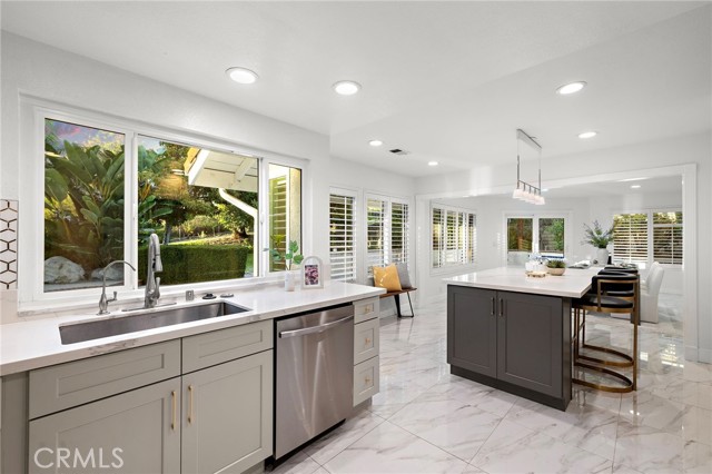 Detail Gallery Image 21 of 50 For 973 Ichabod Way, Walnut,  CA 91789 - 4 Beds | 4 Baths