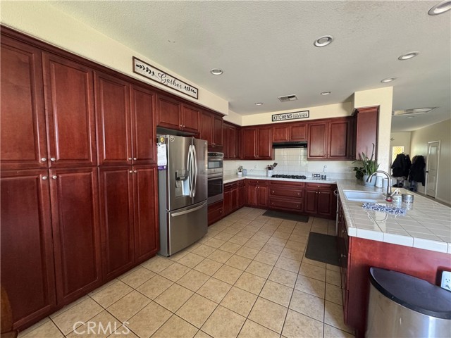 Detail Gallery Image 4 of 21 For 3884 Ash St, Lake Elsinore,  CA 92530 - 3 Beds | 2 Baths