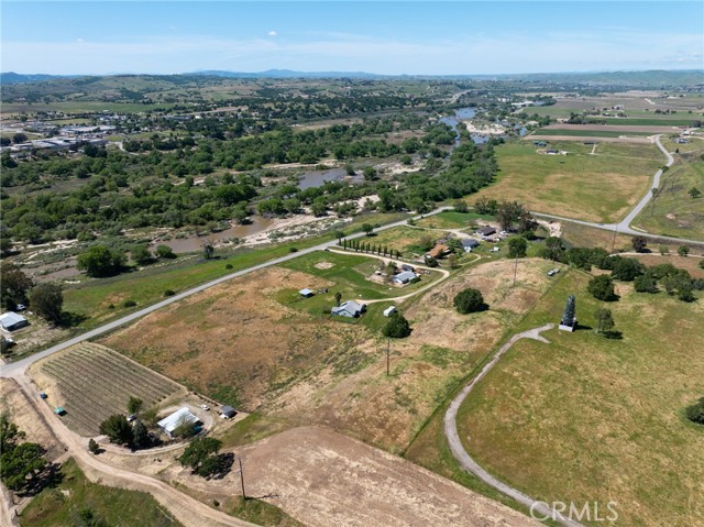 Detail Gallery Image 1 of 25 For 6430 N River Rd, Paso Robles,  CA 93446 - – Beds | – Baths