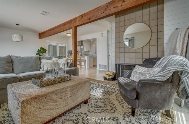 Detail Gallery Image 13 of 27 For 401 Canal St, Newport Beach,  CA 92663 - 4 Beds | 3 Baths