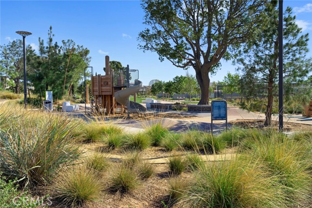 Detail Gallery Image 65 of 75 For 163 Crossover, Irvine,  CA 92618 - 4 Beds | 3/1 Baths