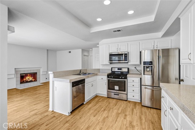 Detail Gallery Image 14 of 30 For 11 Corsica, Irvine,  CA 92614 - 4 Beds | 2/1 Baths