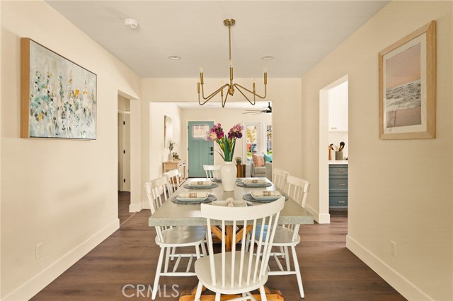 433 N Osage Avenue, Inglewood CA: https://media.crmls.org/medias/661f1a8f-f00b-4de7-99fb-b8c40299fce7.jpg
