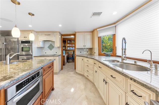 Detail Gallery Image 17 of 61 For 1523 Autumn Hill Rd, Diamond Bar,  CA 91765 - 4 Beds | 2/1 Baths