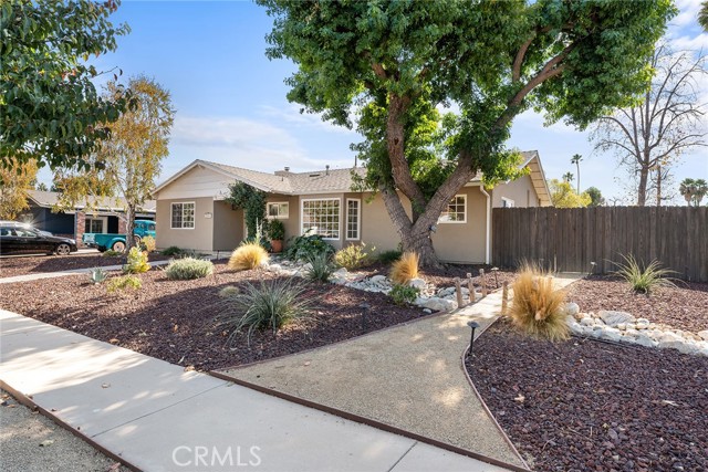 Detail Gallery Image 1 of 29 For 22668 Mobile St, West Hills,  CA 91307 - 3 Beds | 2 Baths