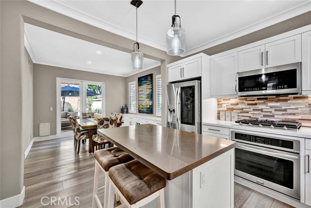 45 Modesto, Irvine CA: https://media.crmls.org/medias/6622176f-5032-4d92-bdc9-84d0f8f9d67b.jpg
