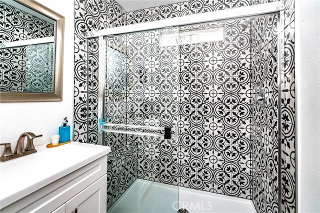 Detail Gallery Image 11 of 38 For 2821 Gay St, Los Angeles,  CA 90065 - 3 Beds | 2 Baths