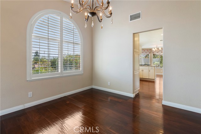 Detail Gallery Image 14 of 58 For 6717 Mission Grove Pkwy, Riverside,  CA 92506 - 4 Beds | 2 Baths