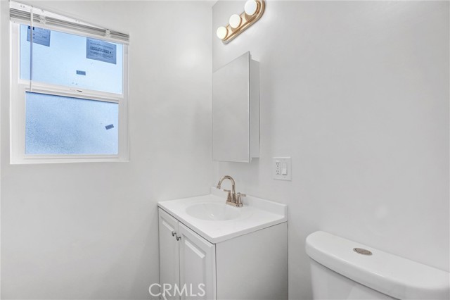 Detail Gallery Image 12 of 16 For 10523 Haas Ave, Los Angeles,  CA 90047 - 2 Beds | 1 Baths