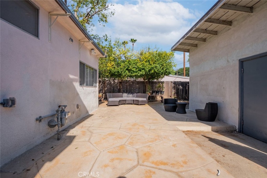 244 N Hollywood WayBurbank img 22