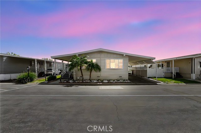 Front Image Thumbnail for CRIV26021931