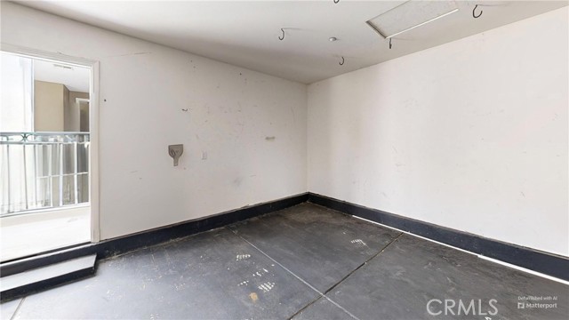 Detail Gallery Image 38 of 41 For 4322 Waterside Ln, Oxnard,  CA 93035 - 4 Beds | 2/1 Baths