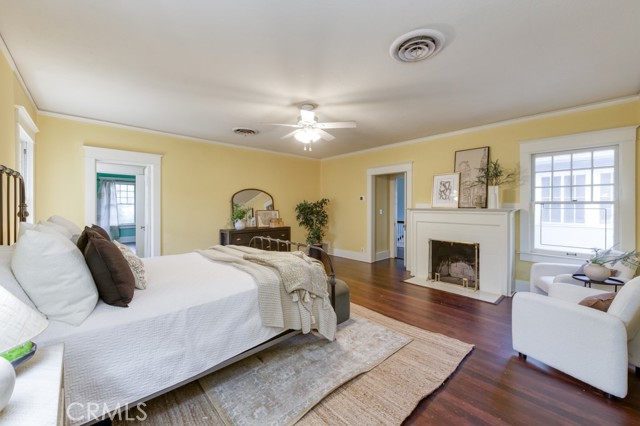 Detail Gallery Image 32 of 66 For 605 E Home Ave, Fresno,  CA 93728 - 5 Beds | 4/1 Baths