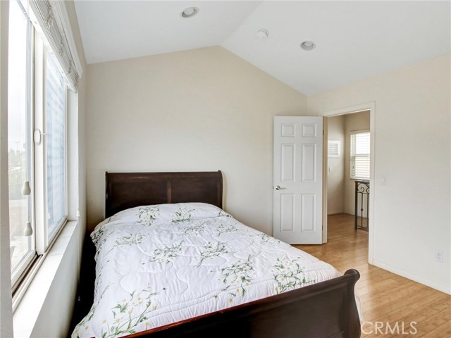 Detail Gallery Image 31 of 50 For 619 E Realty St, Carson,  CA 90745 - 3 Beds | 2/1 Baths