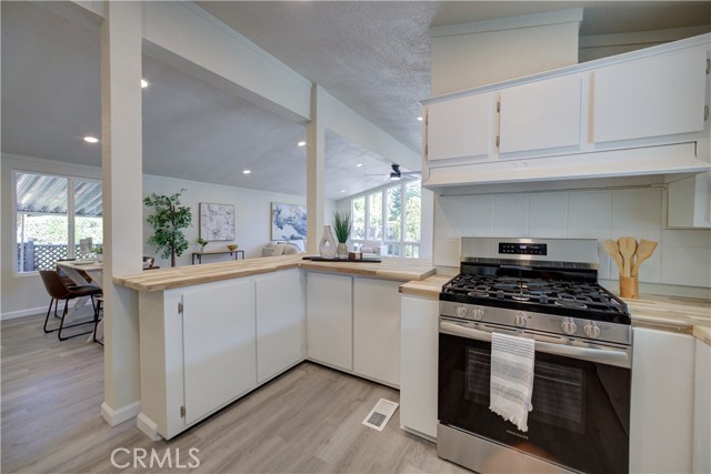 37 Via Santa Barbara, Paso Robles CA: https://media.crmls.org/medias/6625464d-312c-4c93-899a-1a44e6f54b9d.jpg