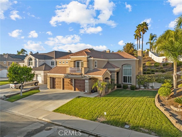 Detail Gallery Image 4 of 63 For 23694 via Segovia, Murrieta,  CA 92562 - 5 Beds | 3 Baths