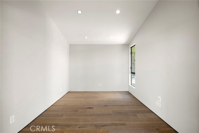 Detail Gallery Image 18 of 35 For 9336 Lloydcrest Dr, Beverly Hills,  CA 90210 - 3 Beds | 2 Baths