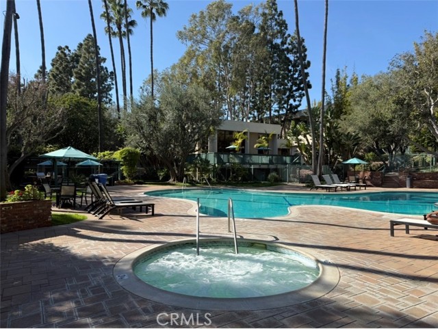 576 N Bellflower Boulevard, Long Beach CA: https://media.crmls.org/medias/6625bd87-d952-4aae-81c8-7943683041d2.jpg