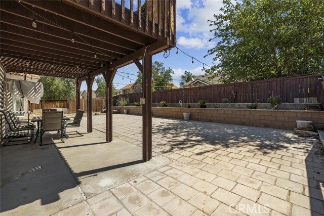 37310 Newbury Place, Palmdale CA: https://media.crmls.org/medias/6625c975-6d7c-4675-9abb-3b0dac7f3243.jpg