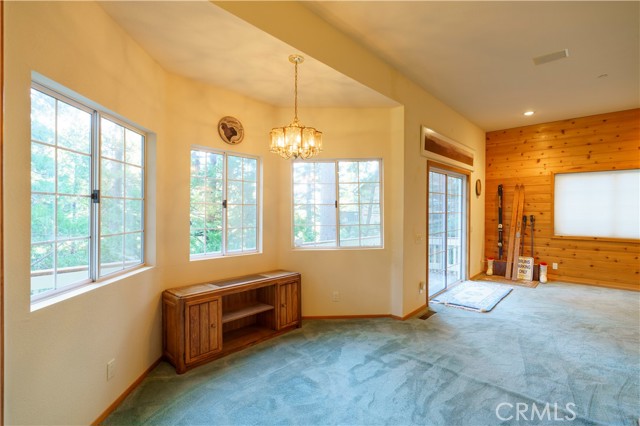 27381 Cottonwood Lane, Lake Arrowhead, CA 92317