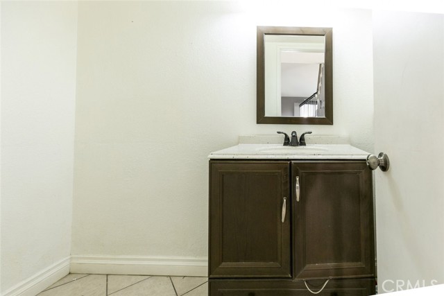 Detail Gallery Image 17 of 30 For 38633 Angele Trumpet Ct, Palmdale,  CA 93550 - 4 Beds | 3 Baths