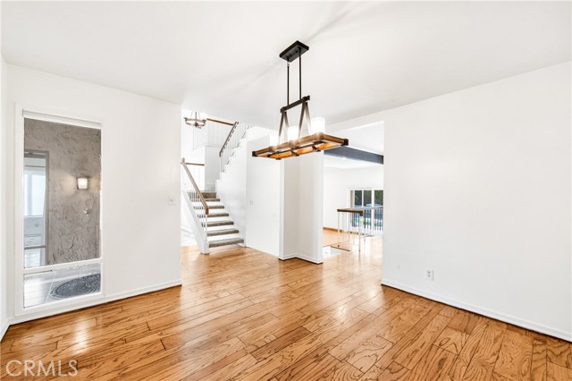 Detail Gallery Image 14 of 67 For 16293 Wayfarer Ln, Huntington Beach,  CA 92649 - 5 Beds | 3/1 Baths