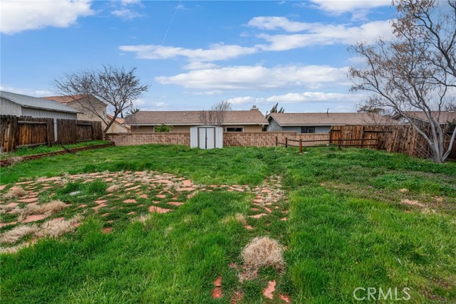 Detail Gallery Image 10 of 48 For 37623 Robin, Palmdale,  CA 93550 - 3 Beds | 2 Baths