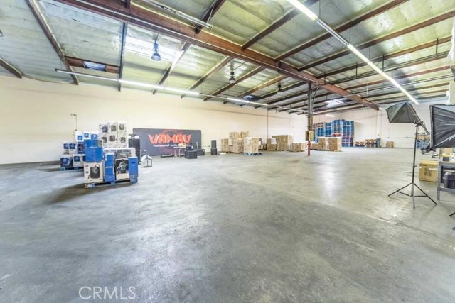  Commercial for Sale in Los Angeles, California