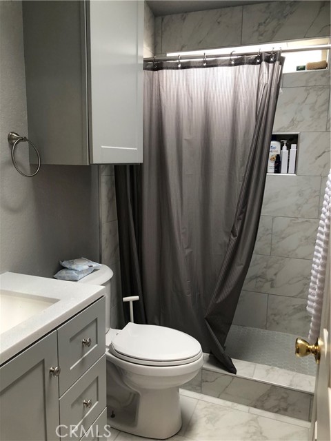 4901 Green River Road, Corona CA: https://media.crmls.org/medias/66299509-f3f5-4af8-8bd0-dda0f09e8f26.jpg
