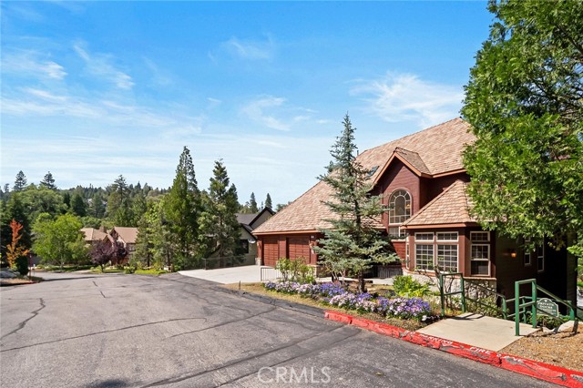 Image 19 of 75 For 27581 Meadow Bay Drive