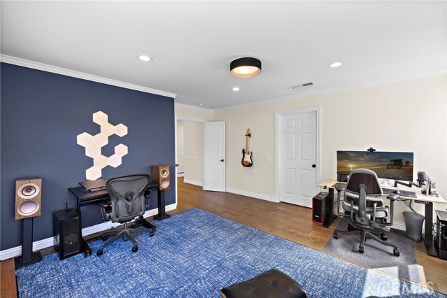 Detail Gallery Image 22 of 42 For 12 Kingfisher Ct, Trabuco Canyon,  CA 92679 - 5 Beds | 2/1 Baths