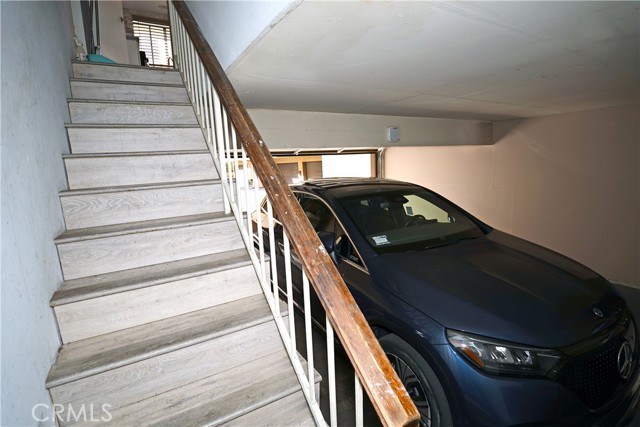 Detail Gallery Image 43 of 46 For 18954 Sherman Way #3,  Reseda,  CA 91335 - 2 Beds | 3 Baths